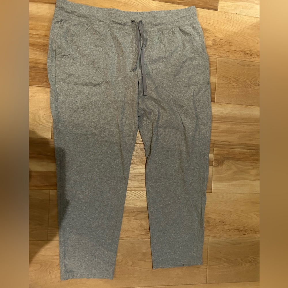 NWOT Athletic Works Gray Workout/Loungewear size XXXL/3X